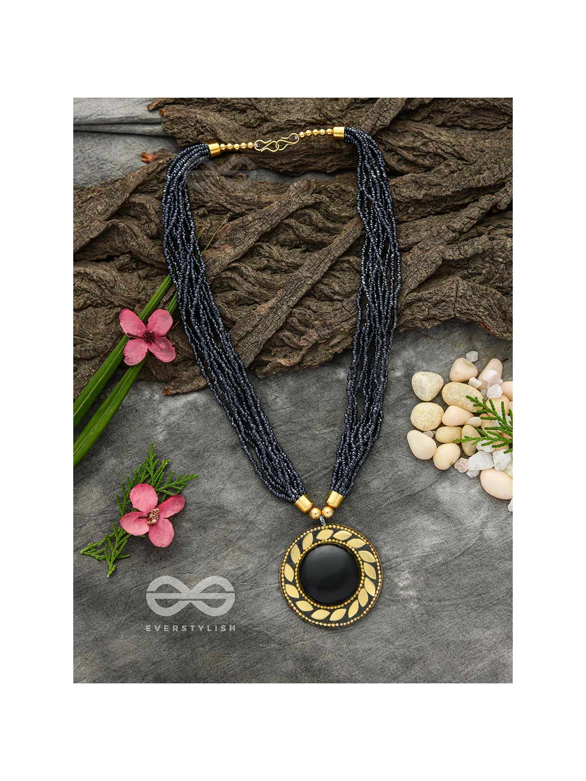 The Timeless Elegance- Beautiful Beaded Neckpiece (Black)