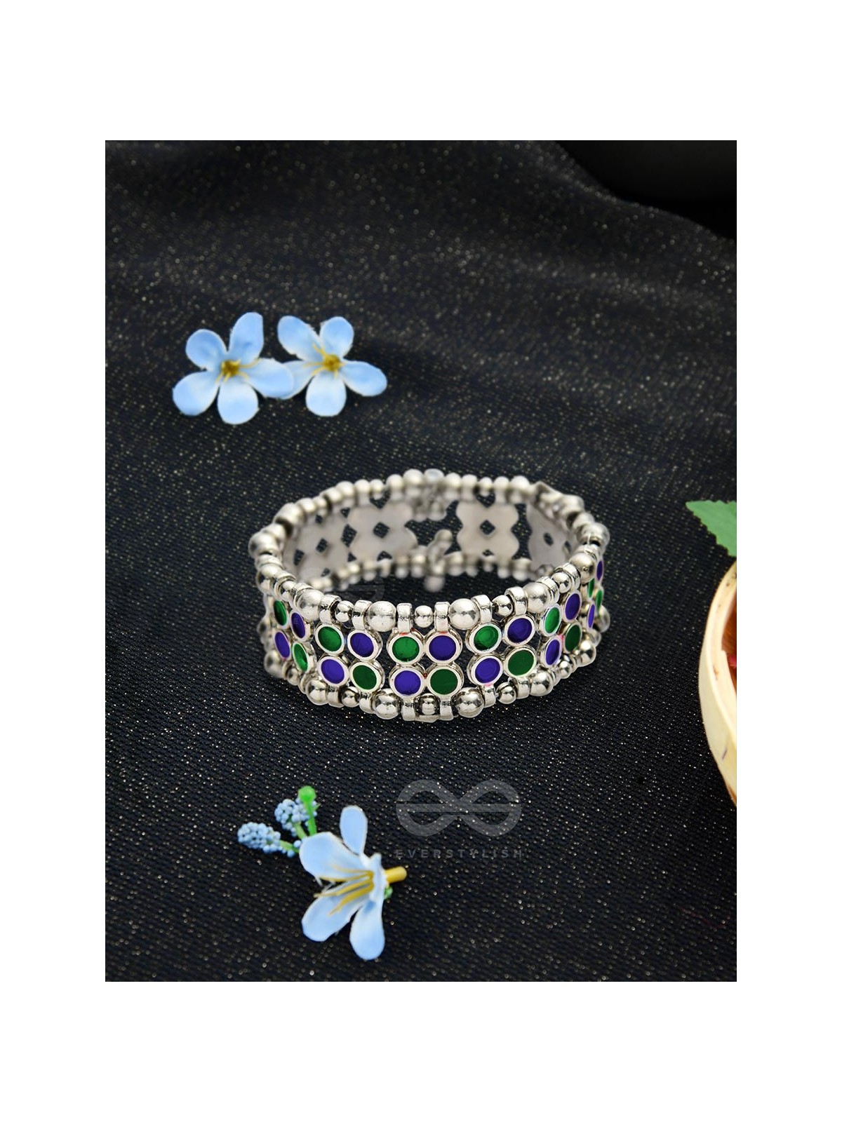 The Elegant Symmetry - Adjustable Enamelled Bracelet (Blue-Green)