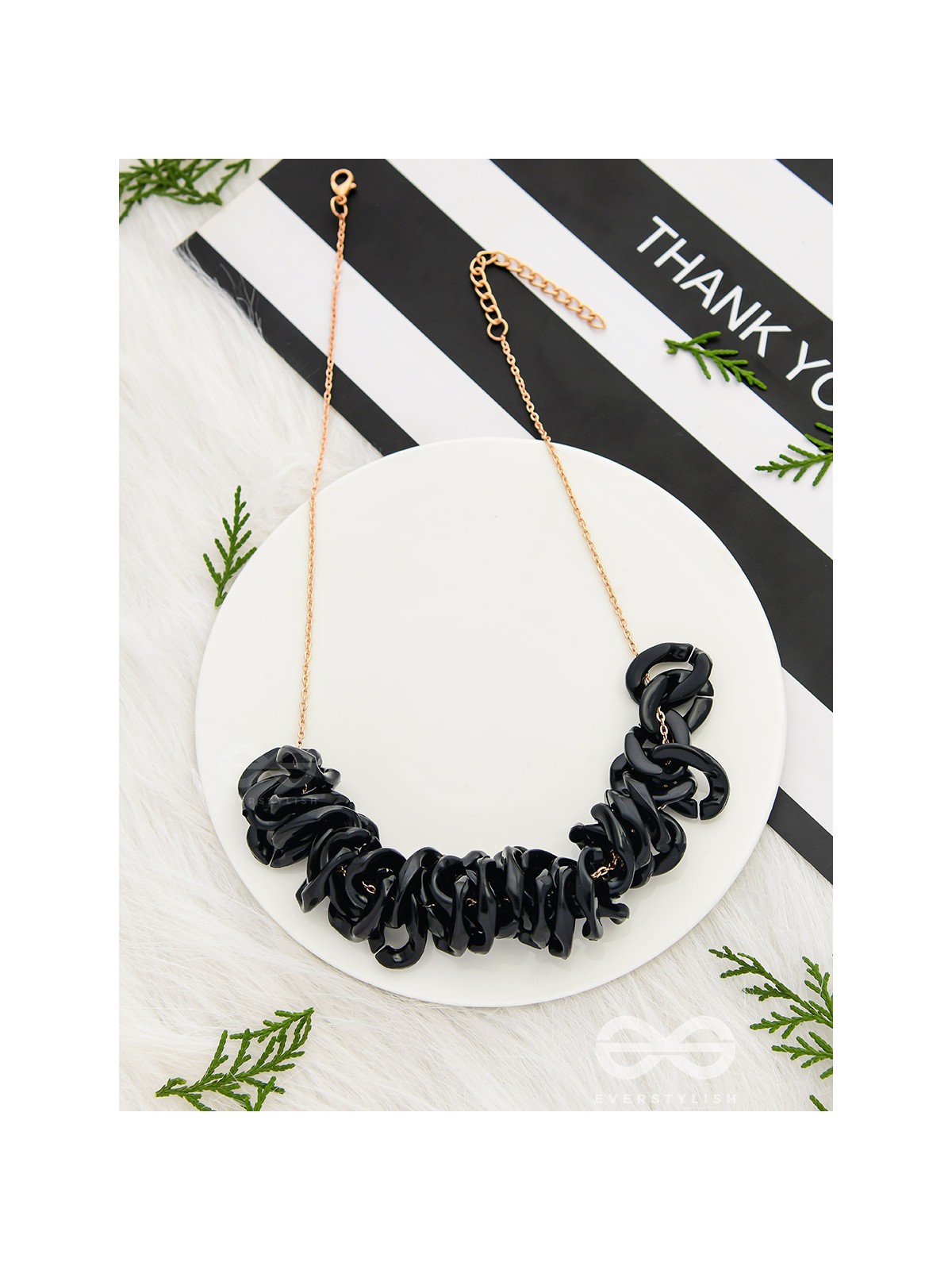 A Chunk of Chic- Golden Statement Neckpiece