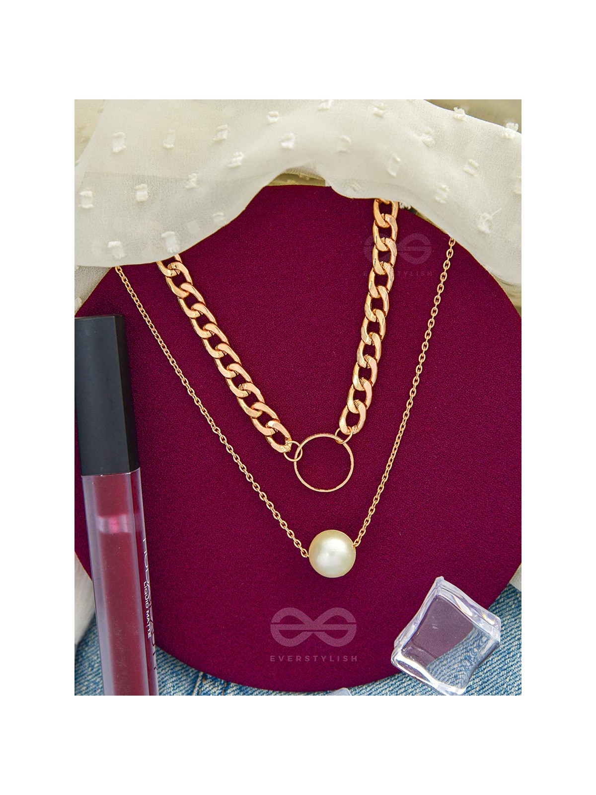 The Epitome of Elegance- Layered Pearl Neckpiece