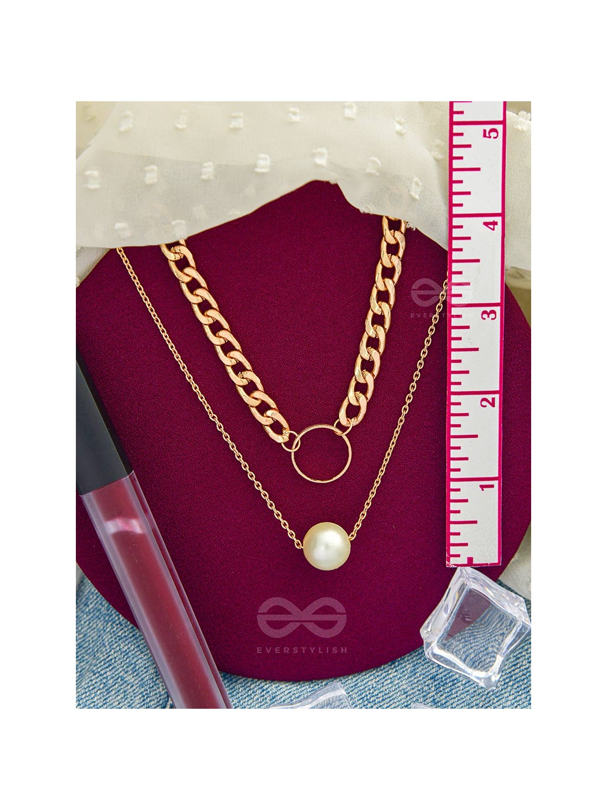 The Epitome of Elegance- Layered Pearl Neckpiece