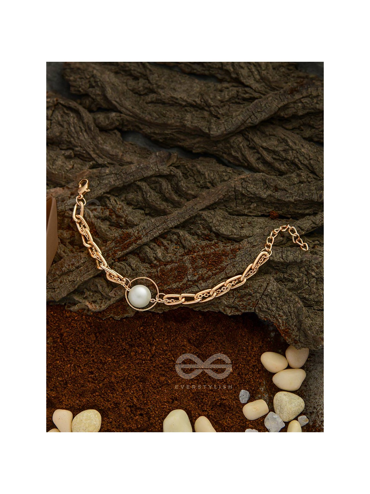 Pearl-Fectly Golden - Golden Layered Chain Bracelet