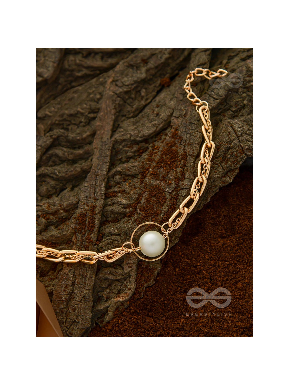 Pearl-Fectly Golden - Golden Layered Chain Bracelet