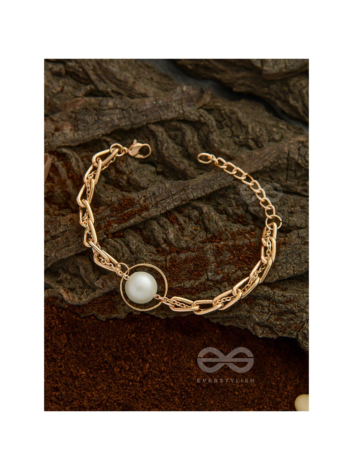 Pearl-Fectly Golden - Golden Layered Chain Bracelet