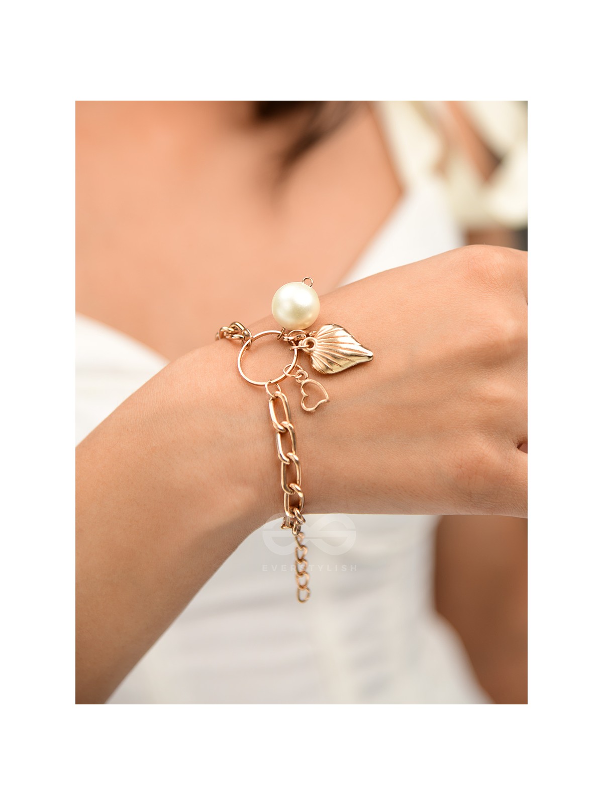 Life's a Beach - Sea-lover's Statement Bracelet