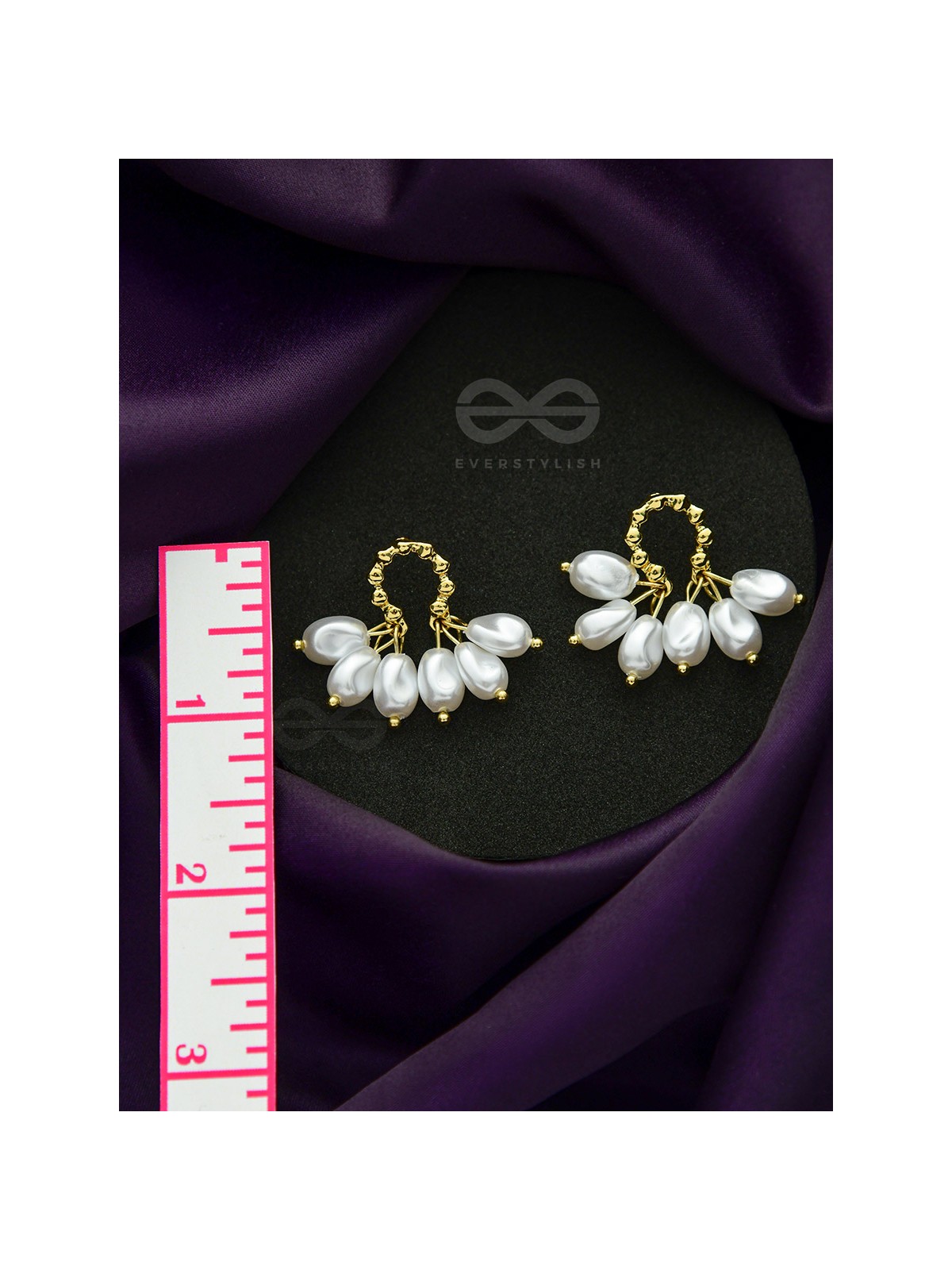 Budding Blossoms- Golden Pearl Earrings