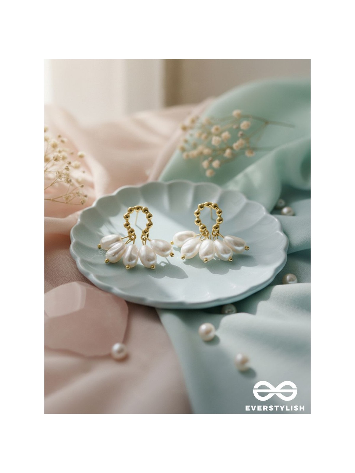 Budding Blossoms- Golden Pearl Earrings