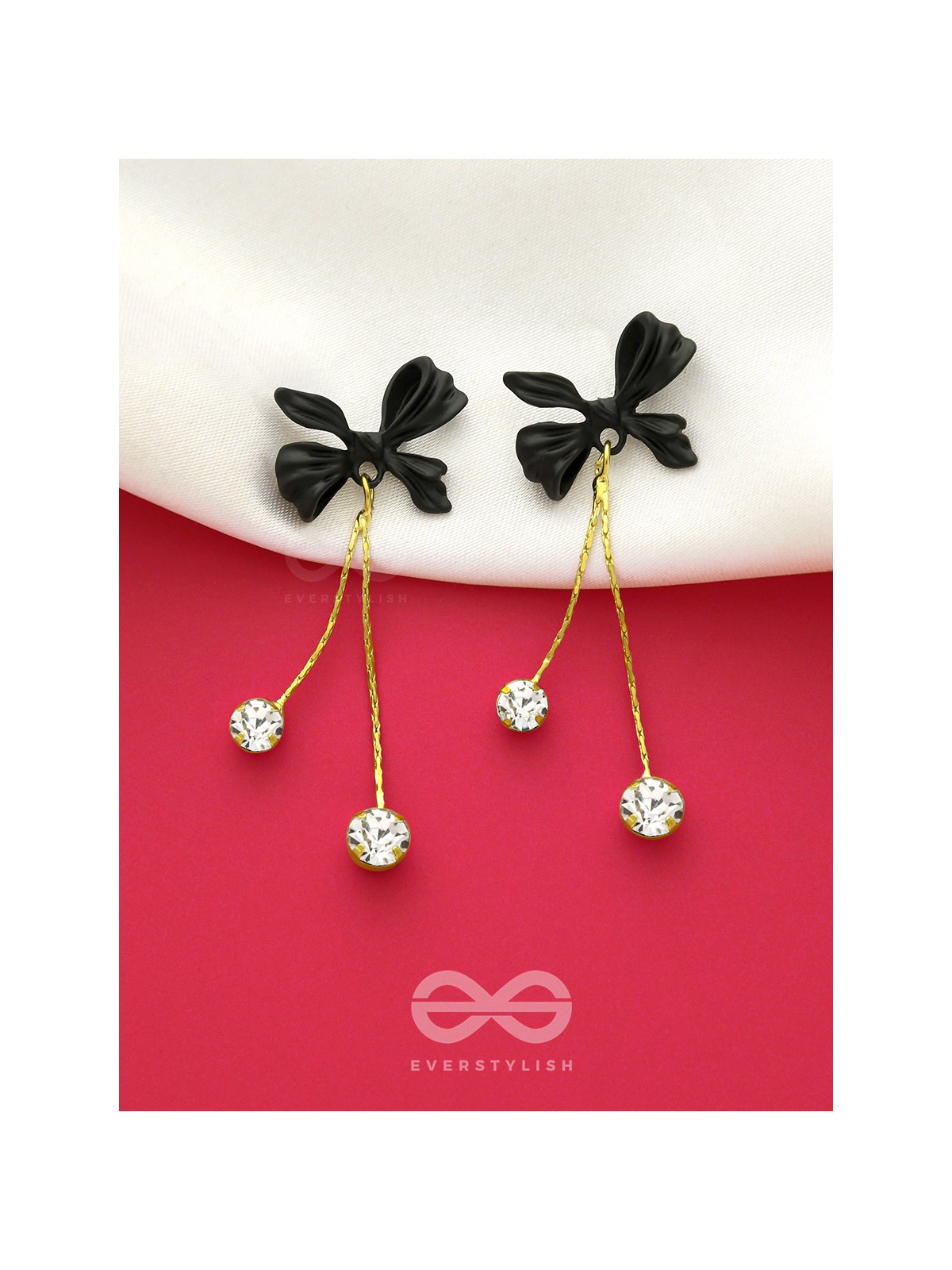 Shooting Stars- Black and Golden Solitaire Studded Earrings