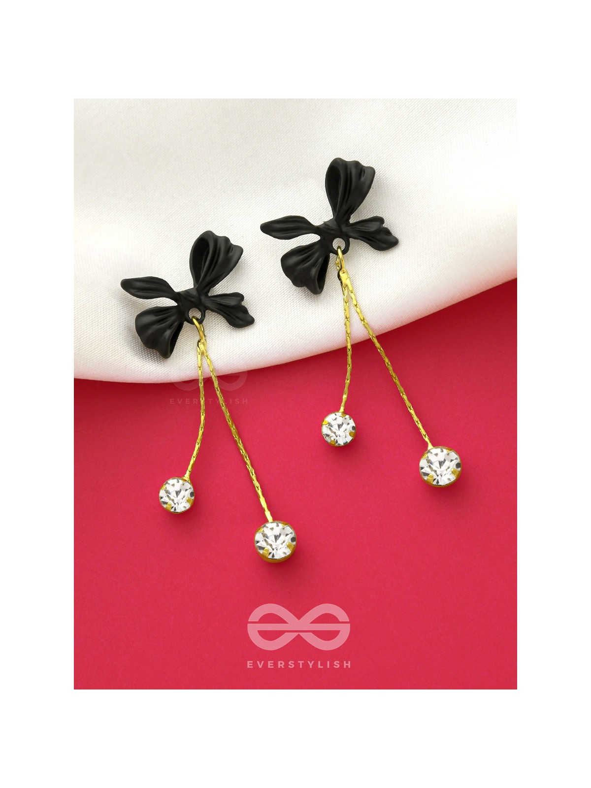 Shooting Stars- Black and Golden Solitaire Studded Earrings