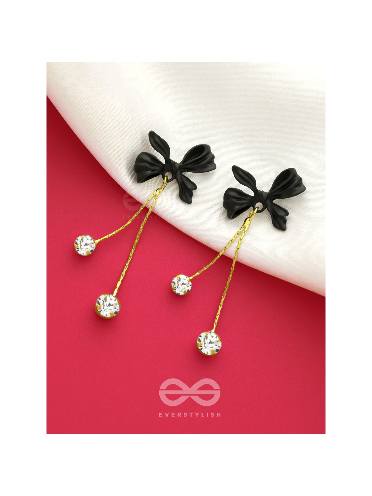 Shooting Stars- Black and Golden Solitaire Studded Earrings