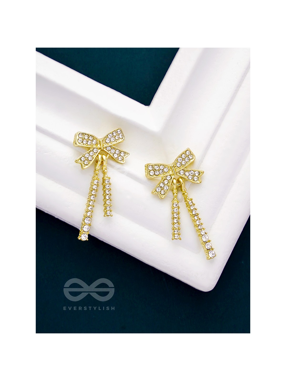 The Rockstar- Golden Rhinestones Earrings