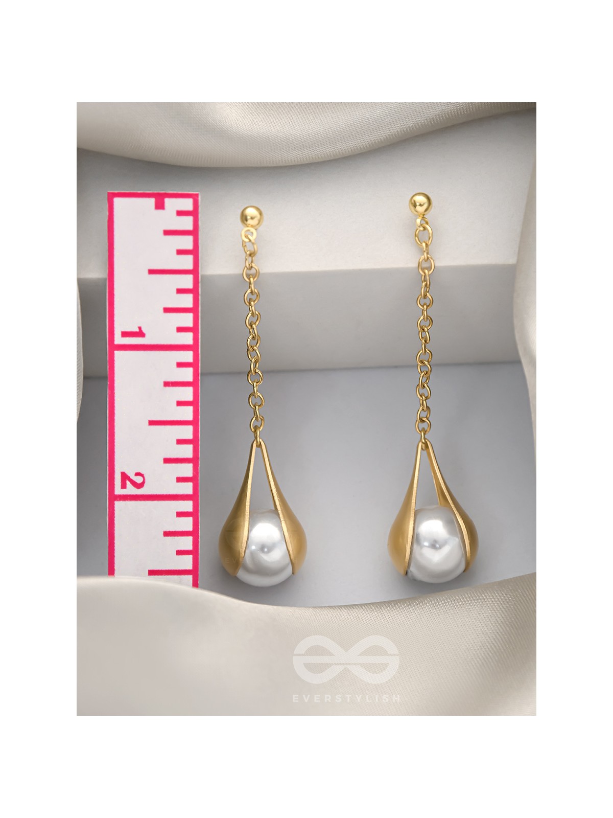 The Hanging Moon- Golden Pearl Earrings