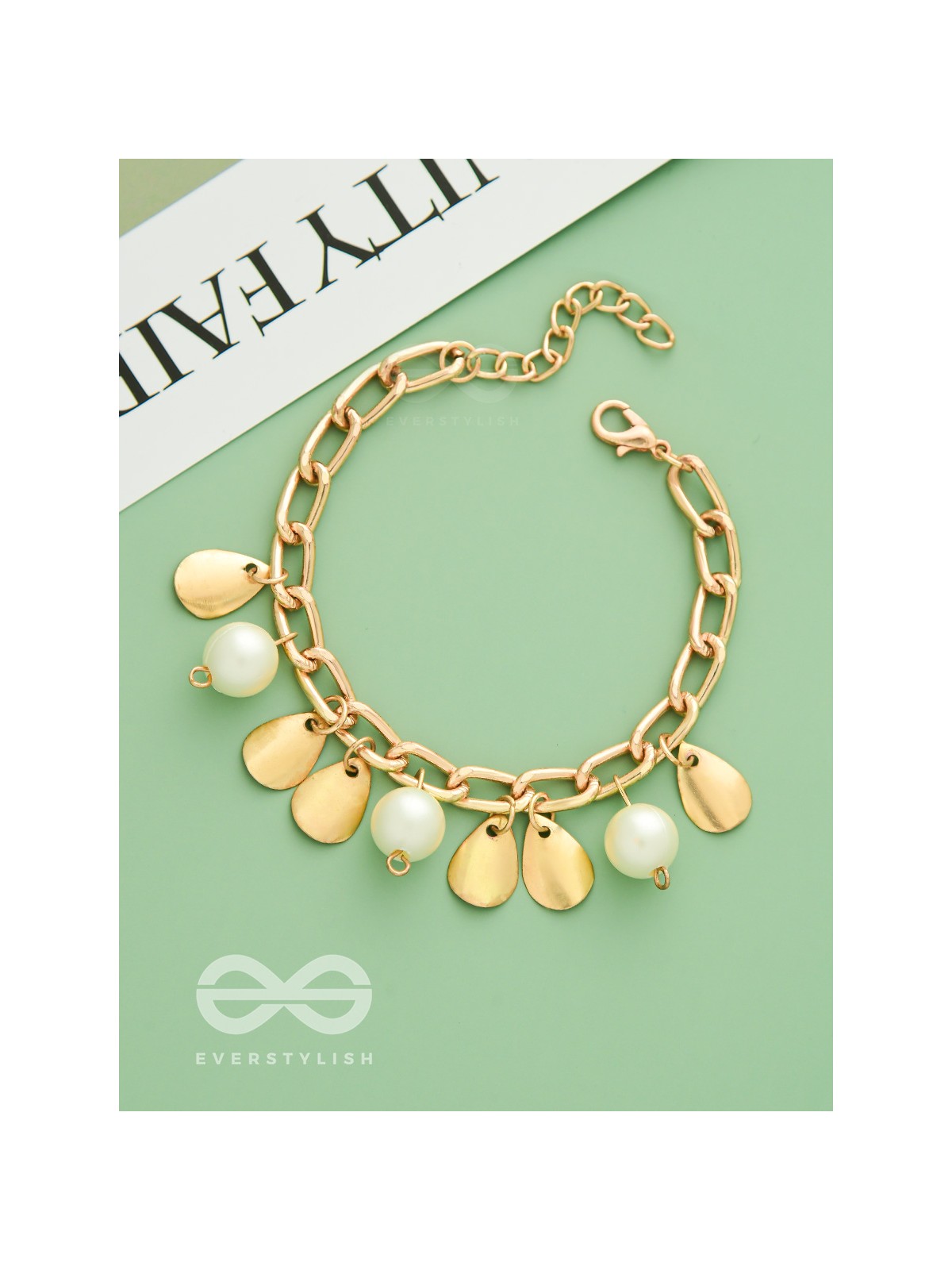 Pearly Rain - Golden Pearl Bracelet