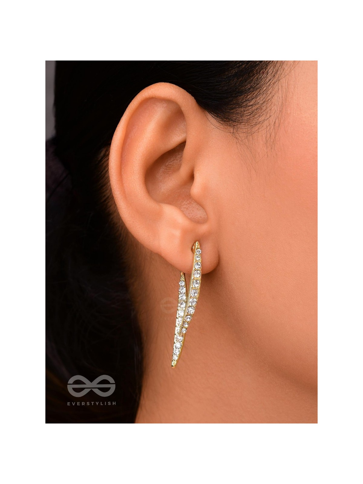 The Fall of Grace- Golden Rhinestones Earrings