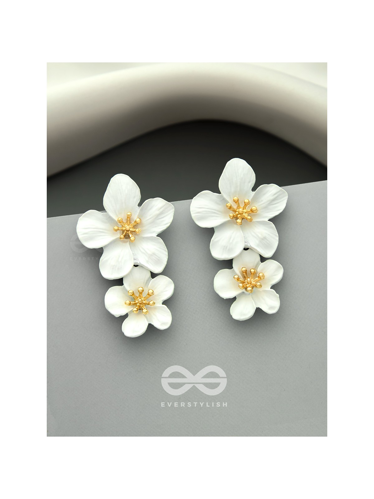 Paired Periwinkles- Statement Acrylic Earrings (Daisy White)