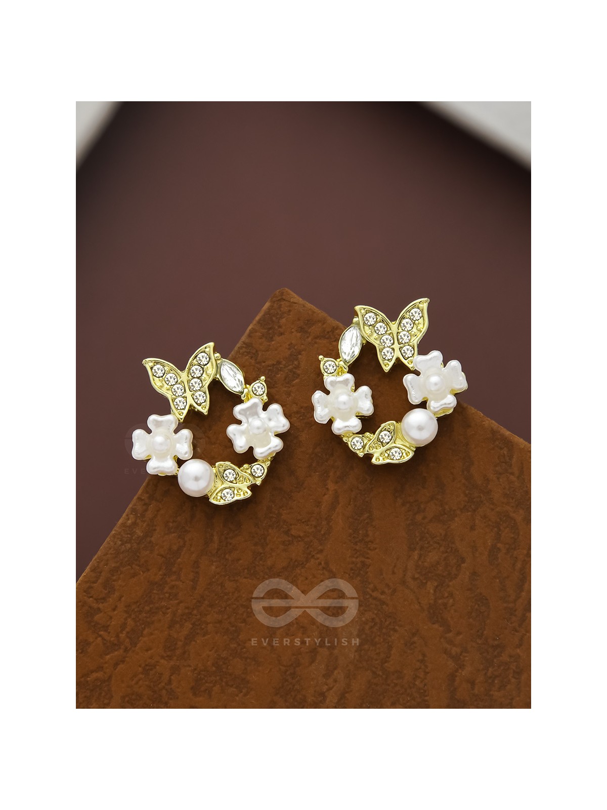  THE PEARLY WREATH- GOLDEN PEARL and Rhinestones EARRINGS