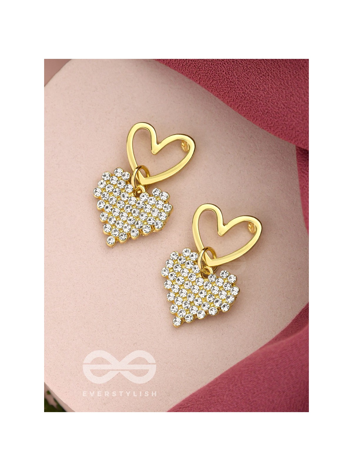 HEART-EYES- CLASSY GOLDEN RHINESTONES EARRINGS