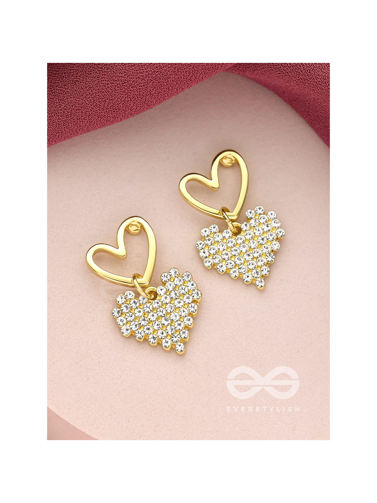 HEART-EYES- CLASSY GOLDEN RHINESTONES EARRINGS