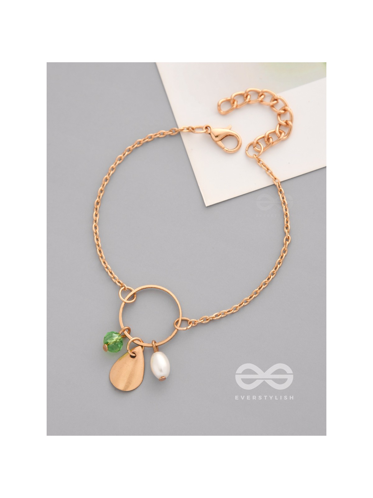 The Trinity Ring- Elegant Golden Bracelet