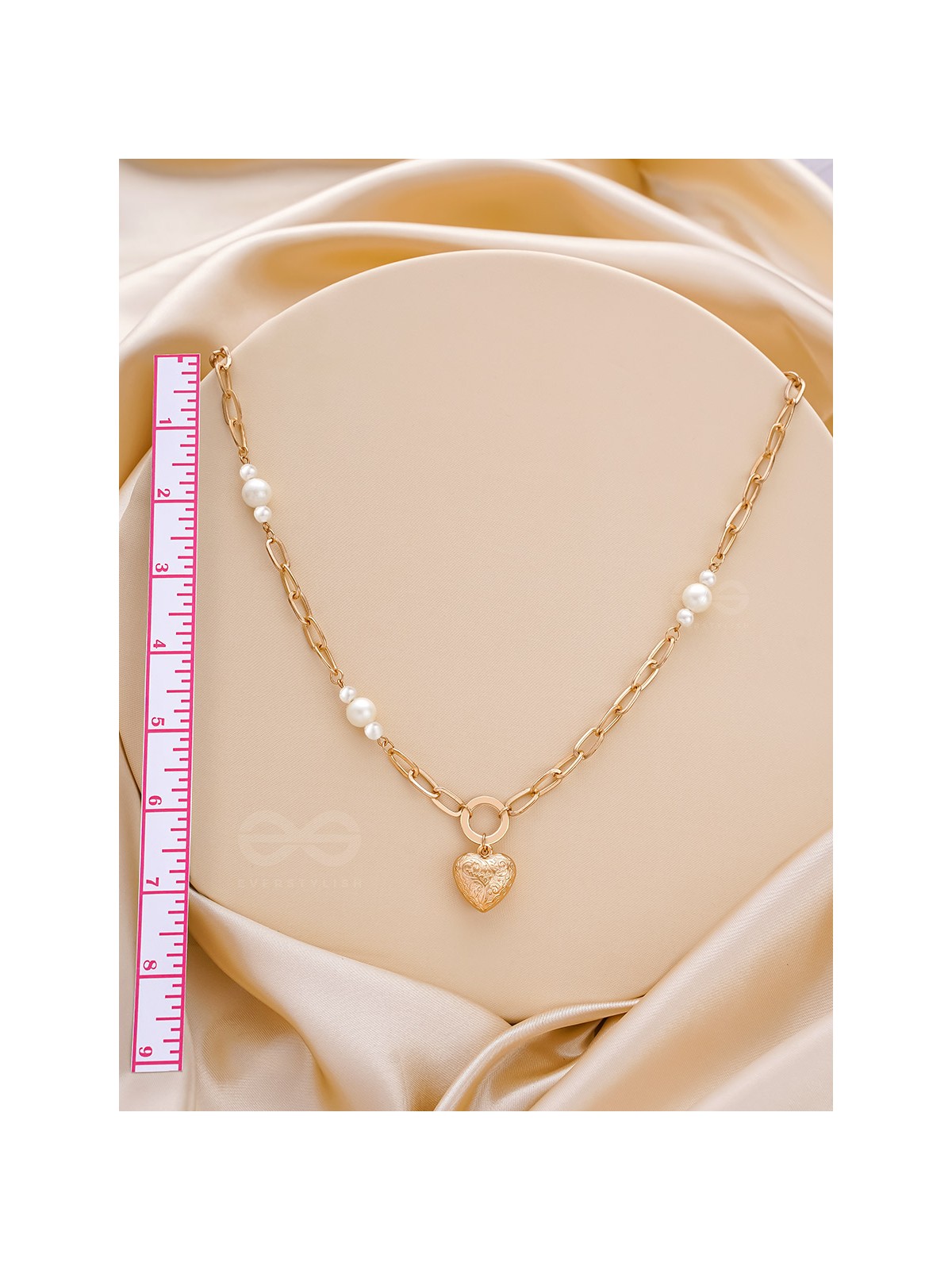 The Heart's Desire- Golden Pearl Necklace