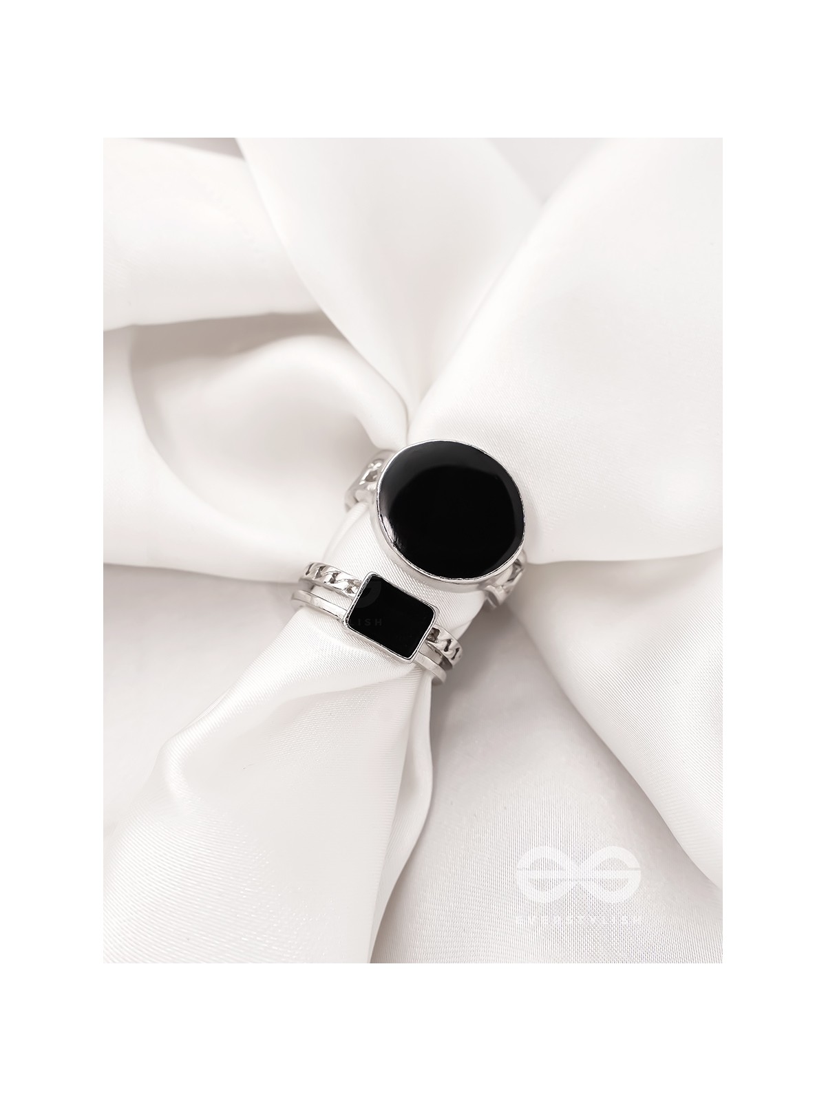 The Ebony Wonders- Set of Two Silver Rings