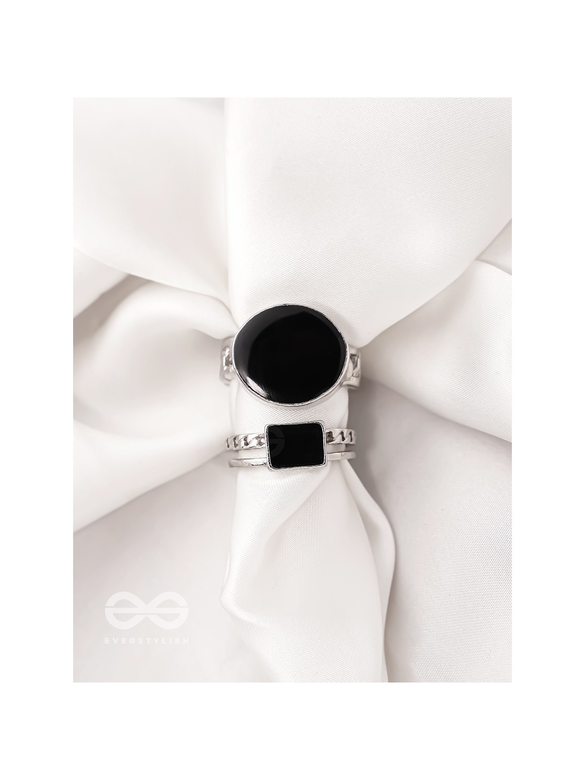 The Ebony Wonders- Set of Two Silver Rings