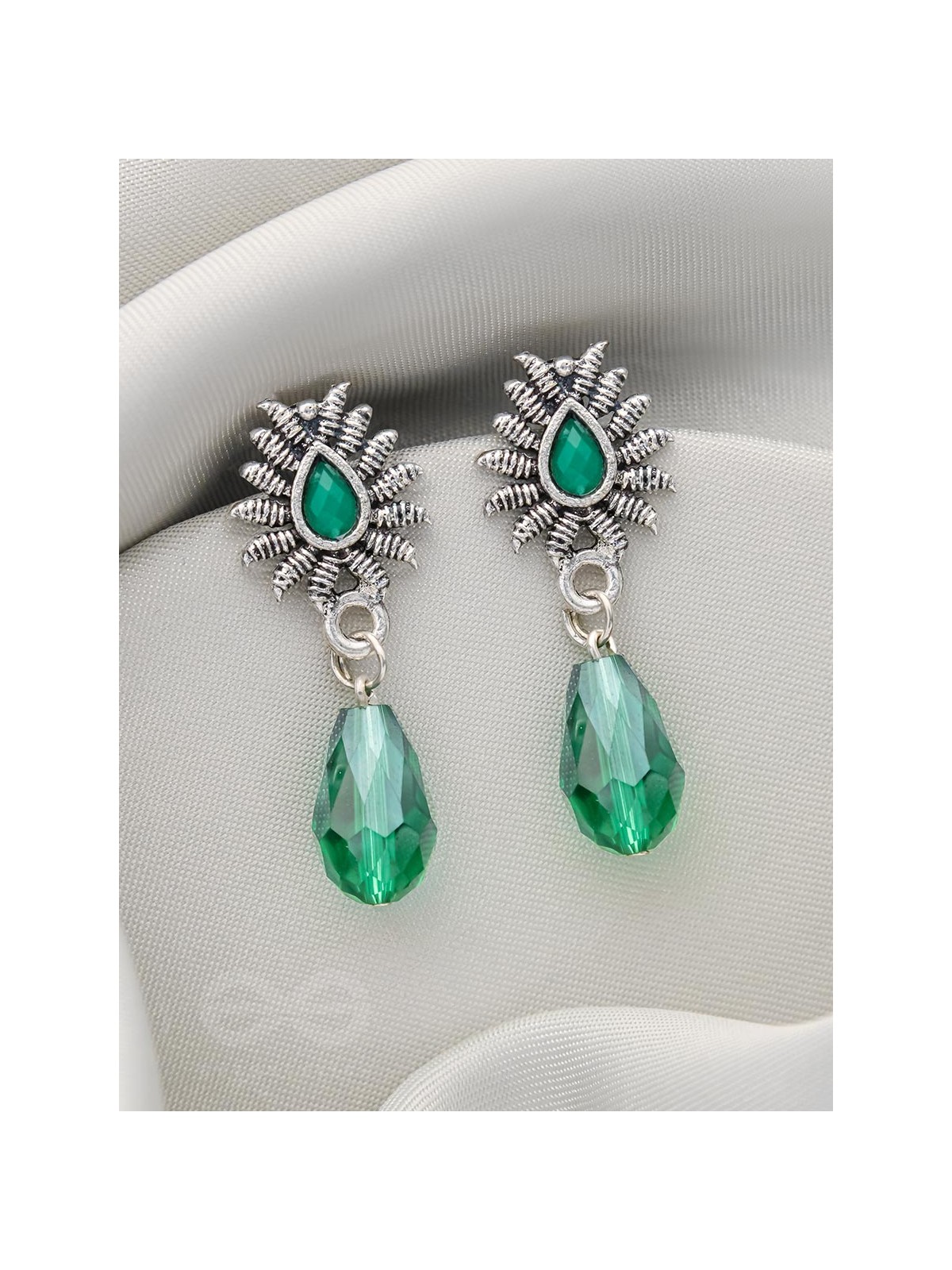 Drops of Light- Tiny Trinket Earrings (Emerald Green)