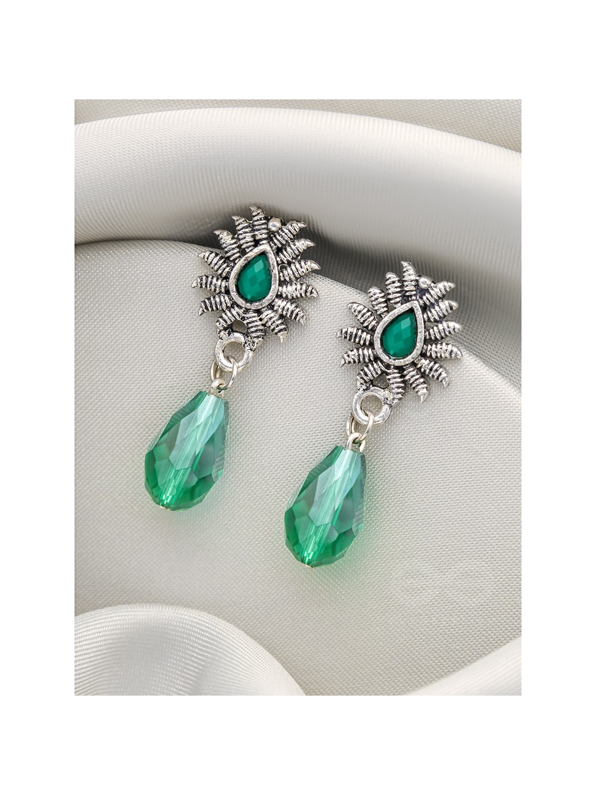 Drops of Light- Tiny Trinket Earrings (Emerald Green)