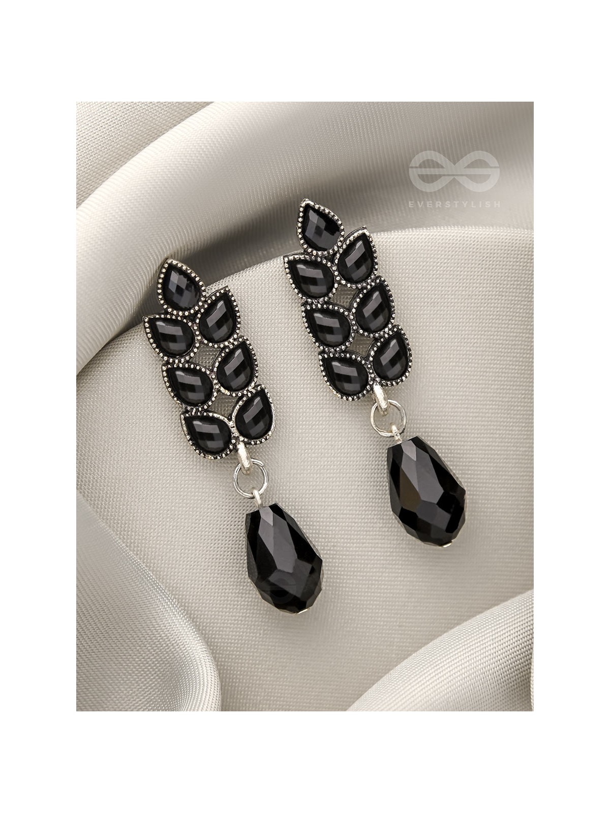 The Grapevine- Embellished Oxidized Earrings (Black)