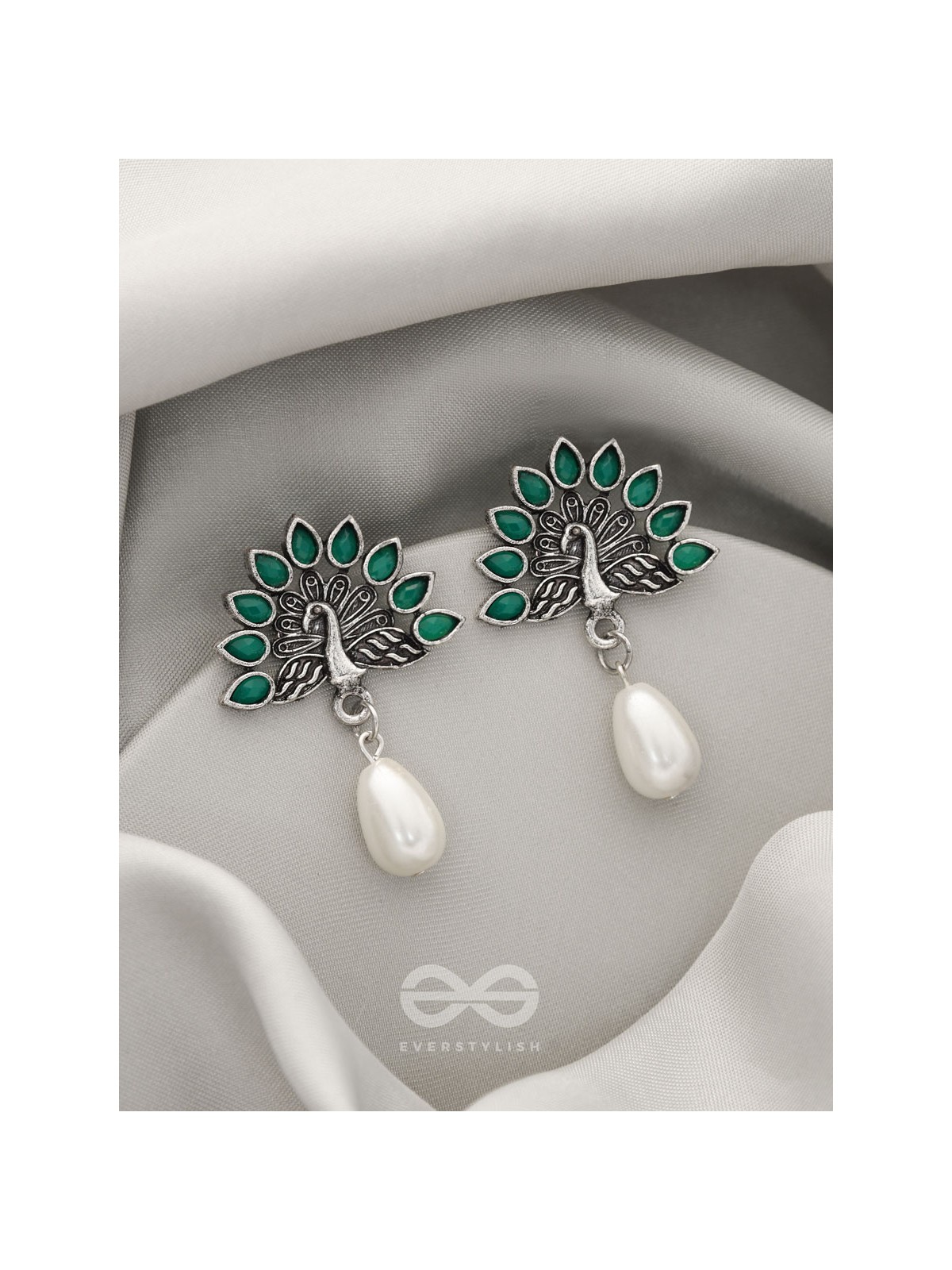 The Peacock Crown- Oxidised Pearl Earrings