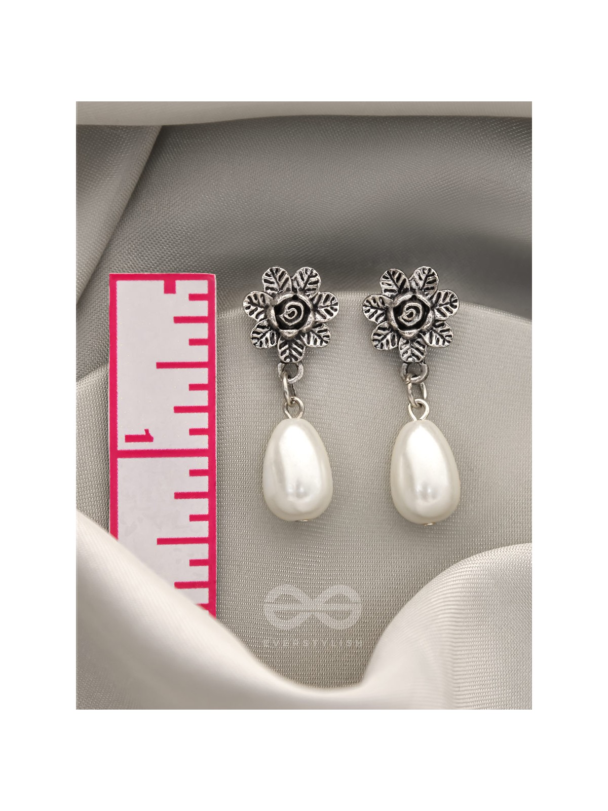 The Frosty Dewdrop- Oxidised Pearl Earrings