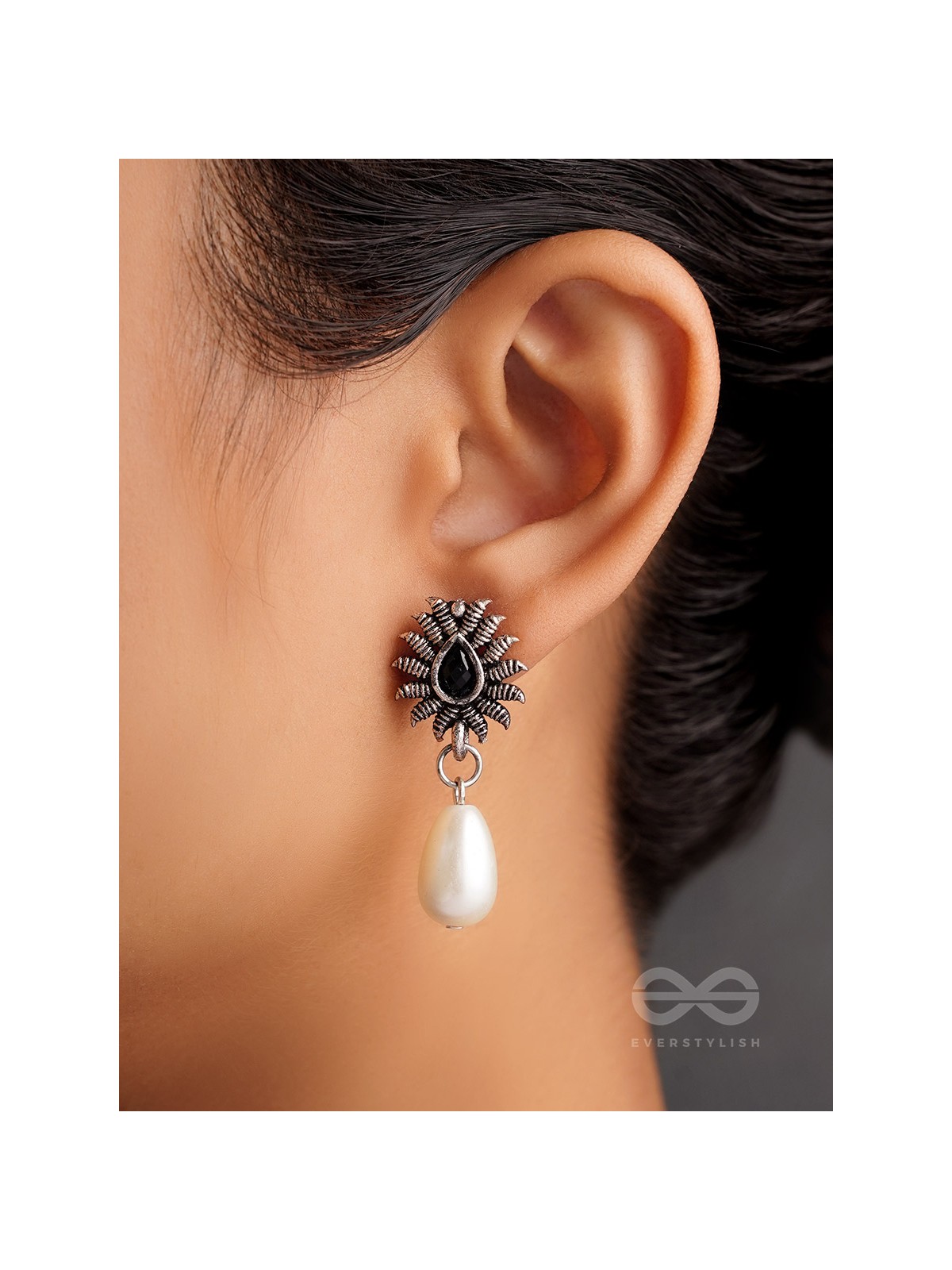 Drops of Desire- Oxidised Pearl Earrings