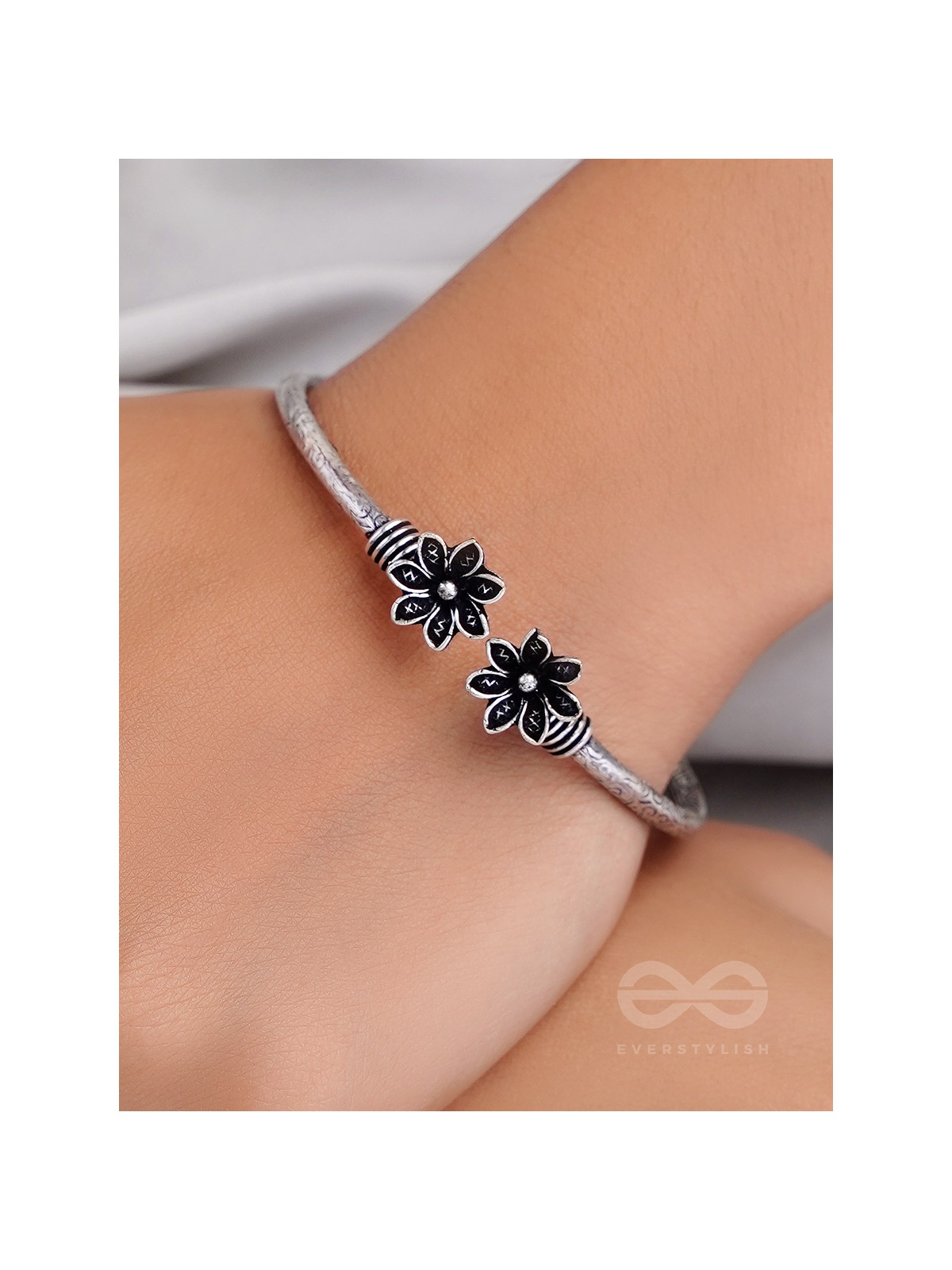 The Early Bloomer- Oxidised Bangle Bracelet