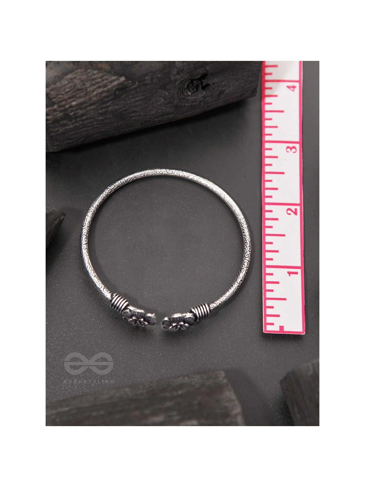 Fancy Florets - Oxidised Bangle Bracelet