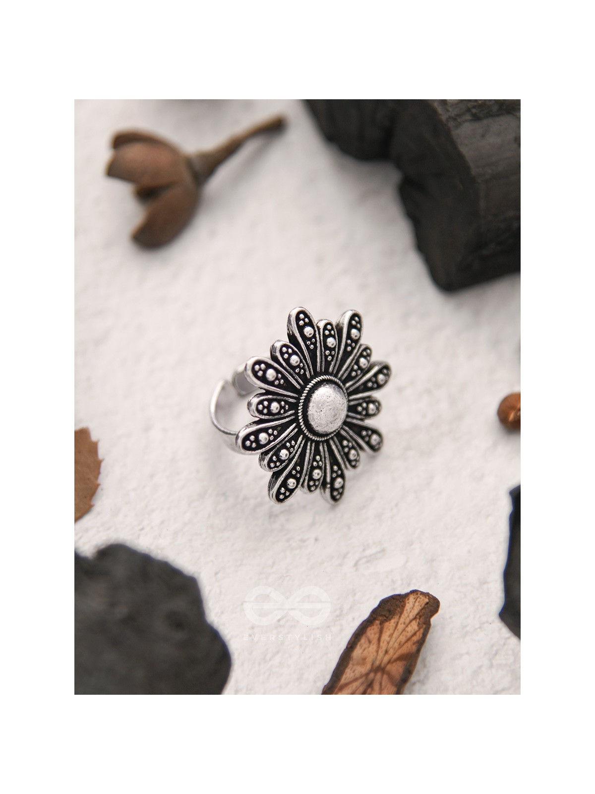 The Beaming Bloom- Oxidised Statement Ring