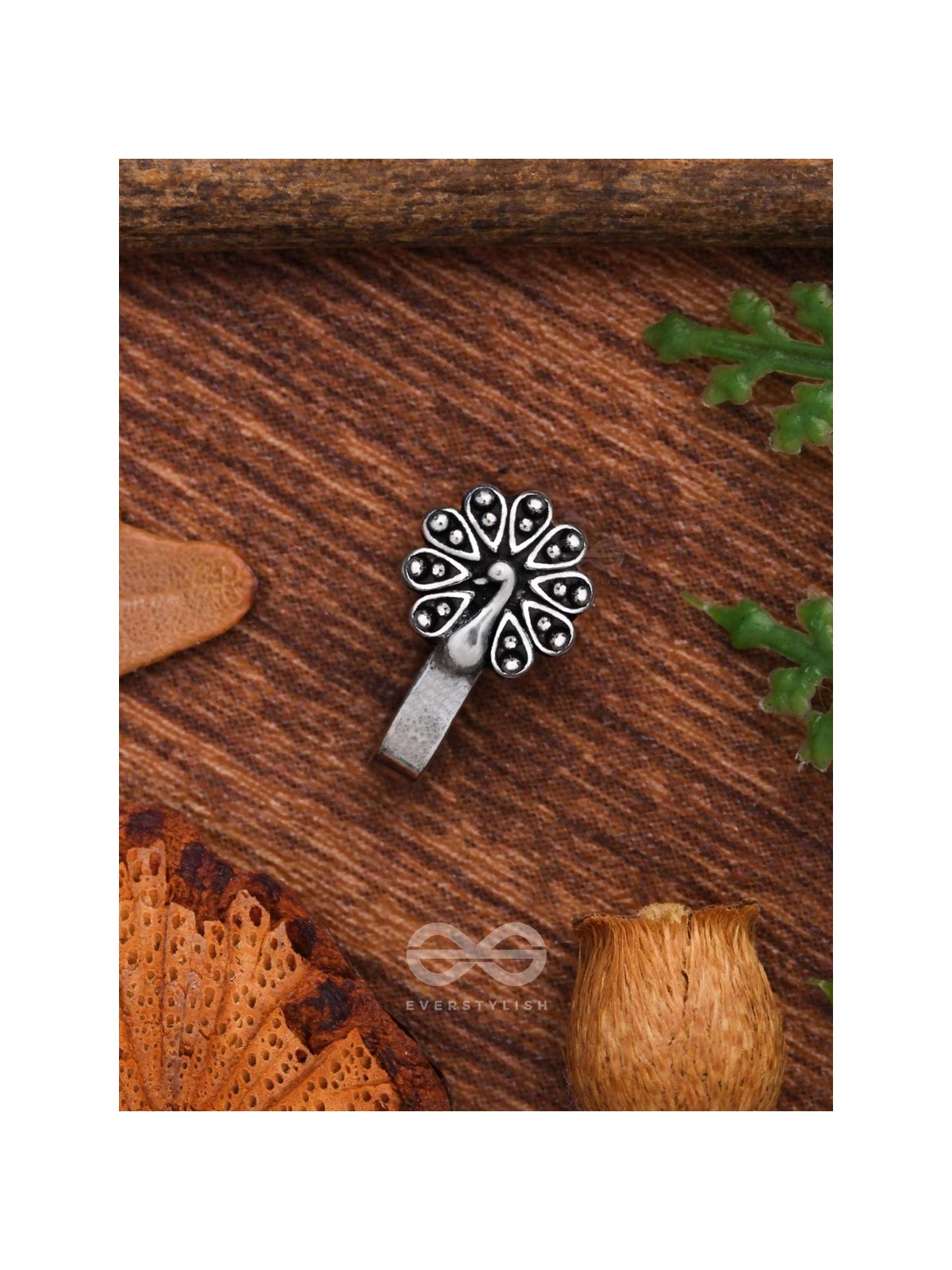 THE DANCING PEACOCK - OXIDISED PRESS-ON NOSEPIN