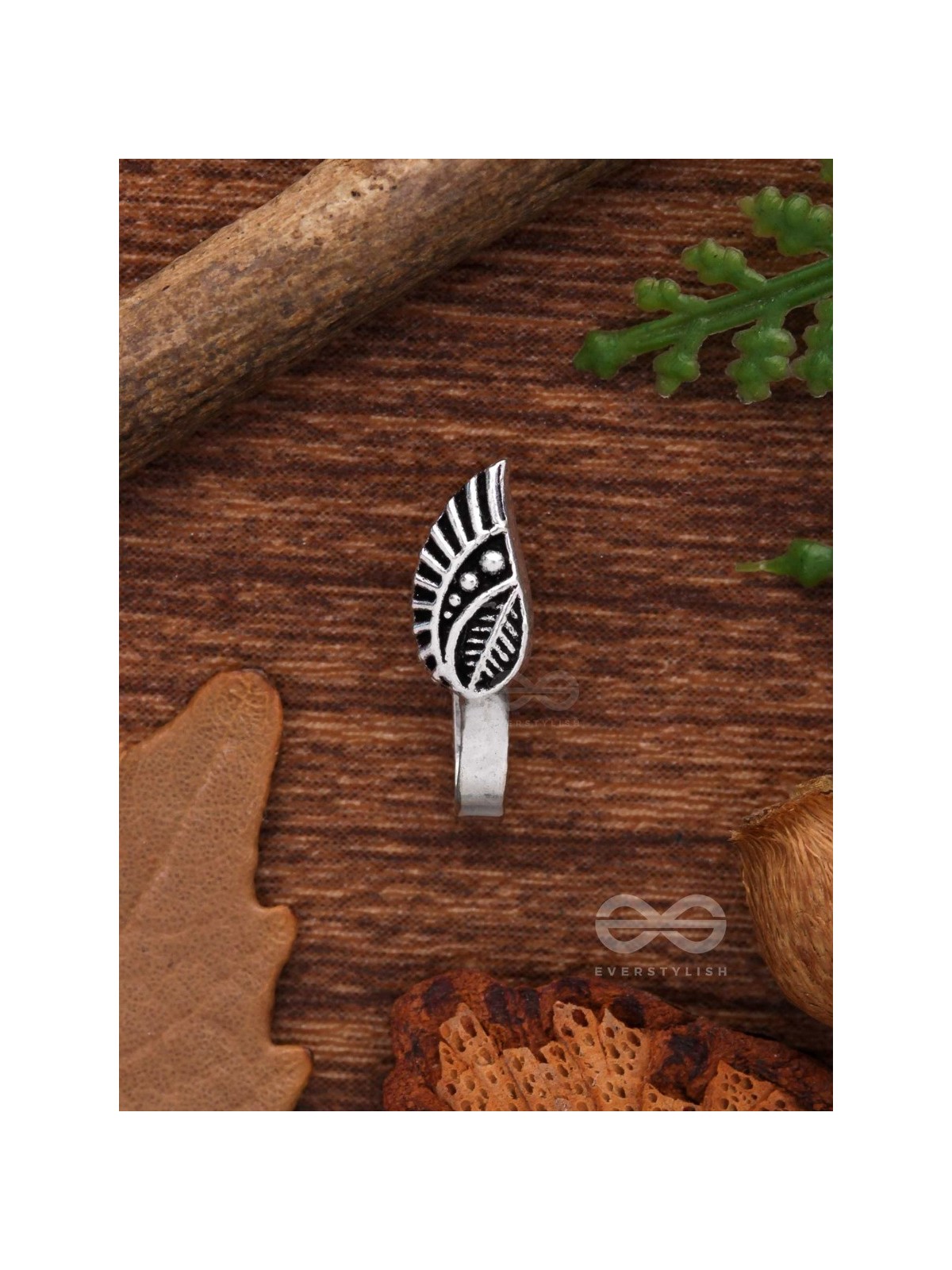 LEAFY WHISPERS - OXIDISED NON-PIERCED NOSERING