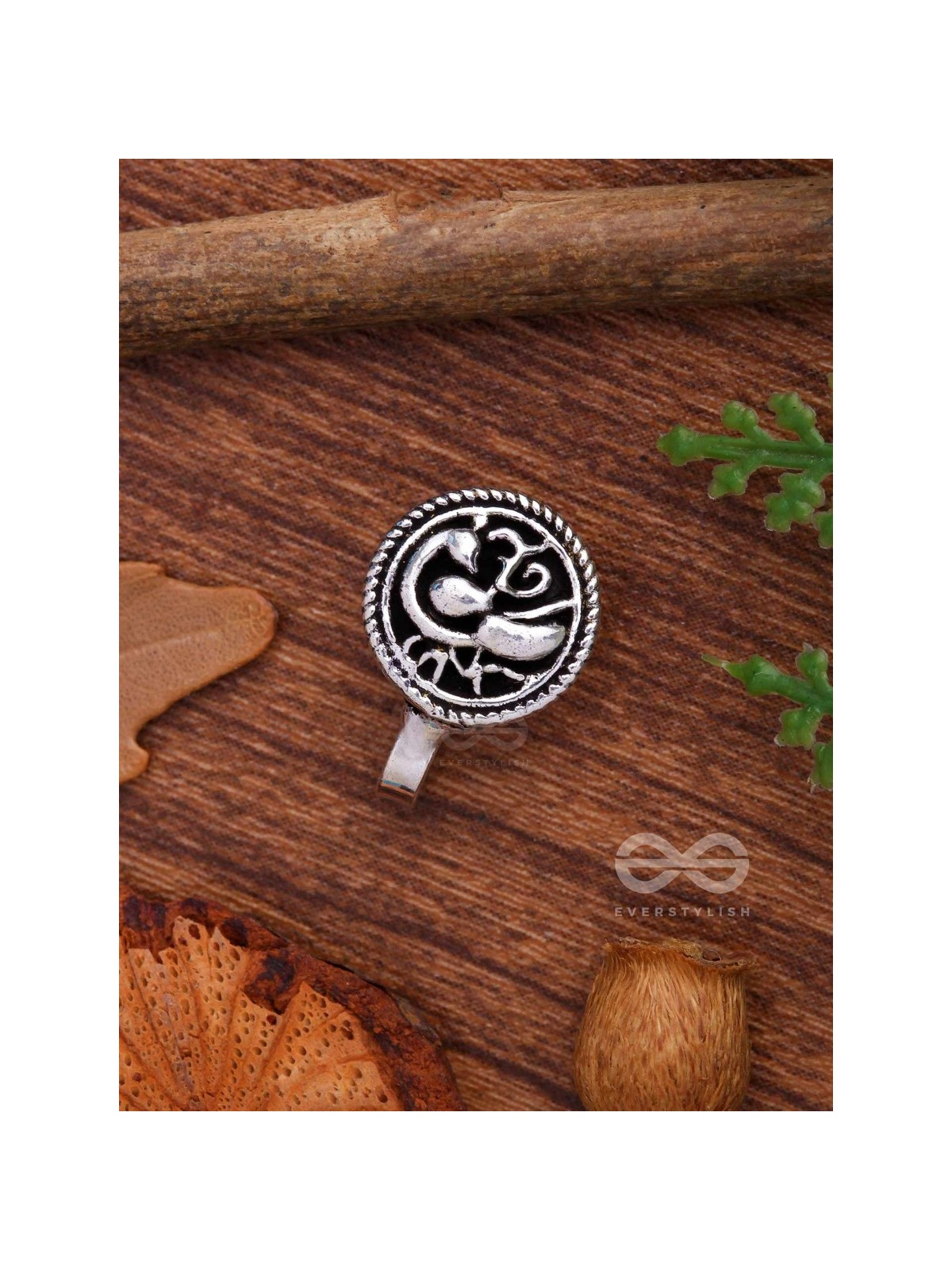 THE MAJESTIC AVIAN - OXIDISED NON-PIERCED NOSERING