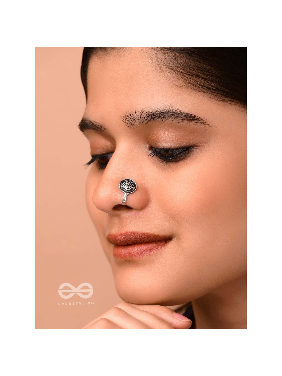 THE DIVINE GRACE - OXIDISED NON-PIERCED NOSERING