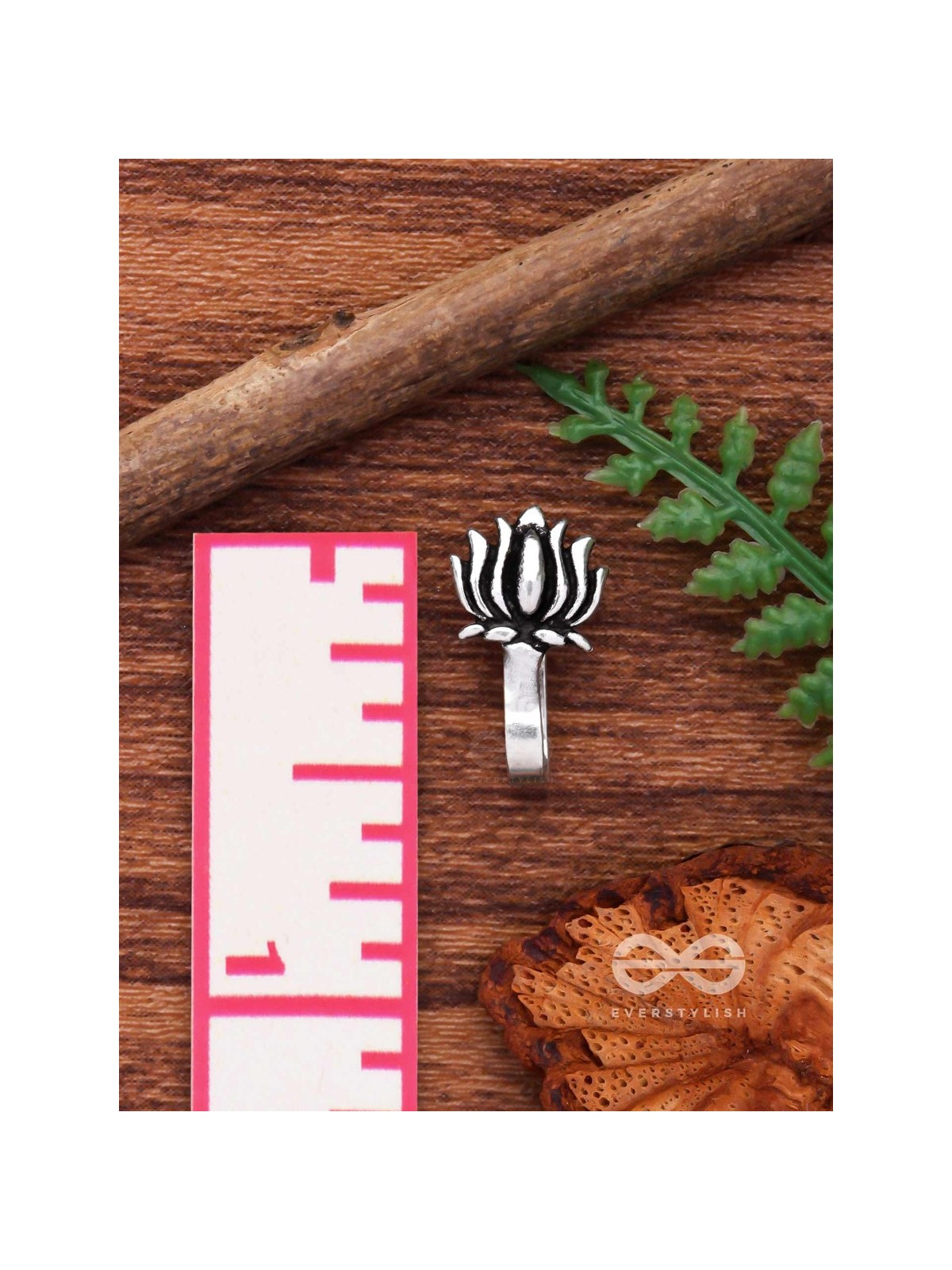 THE LIVELY LOTUS - NON-PIERCED BOHO NOSERING