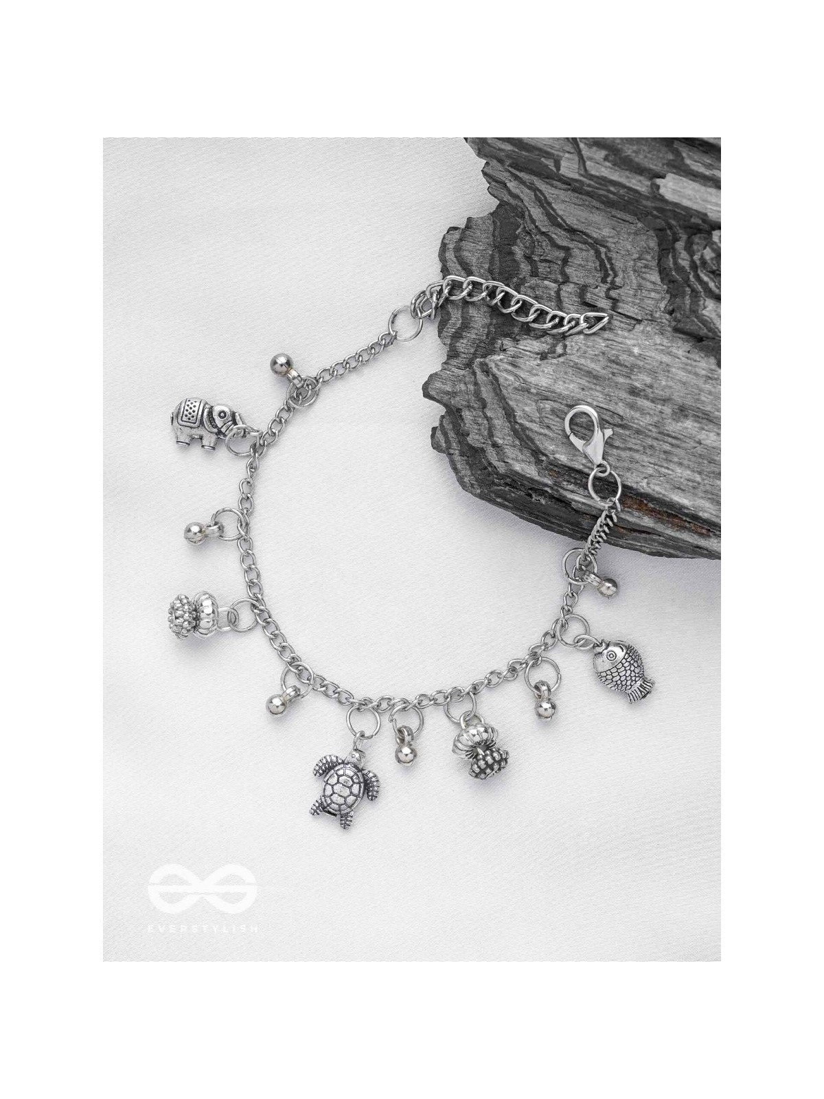 The Regal Elements- Classy Oxidised Bracelet