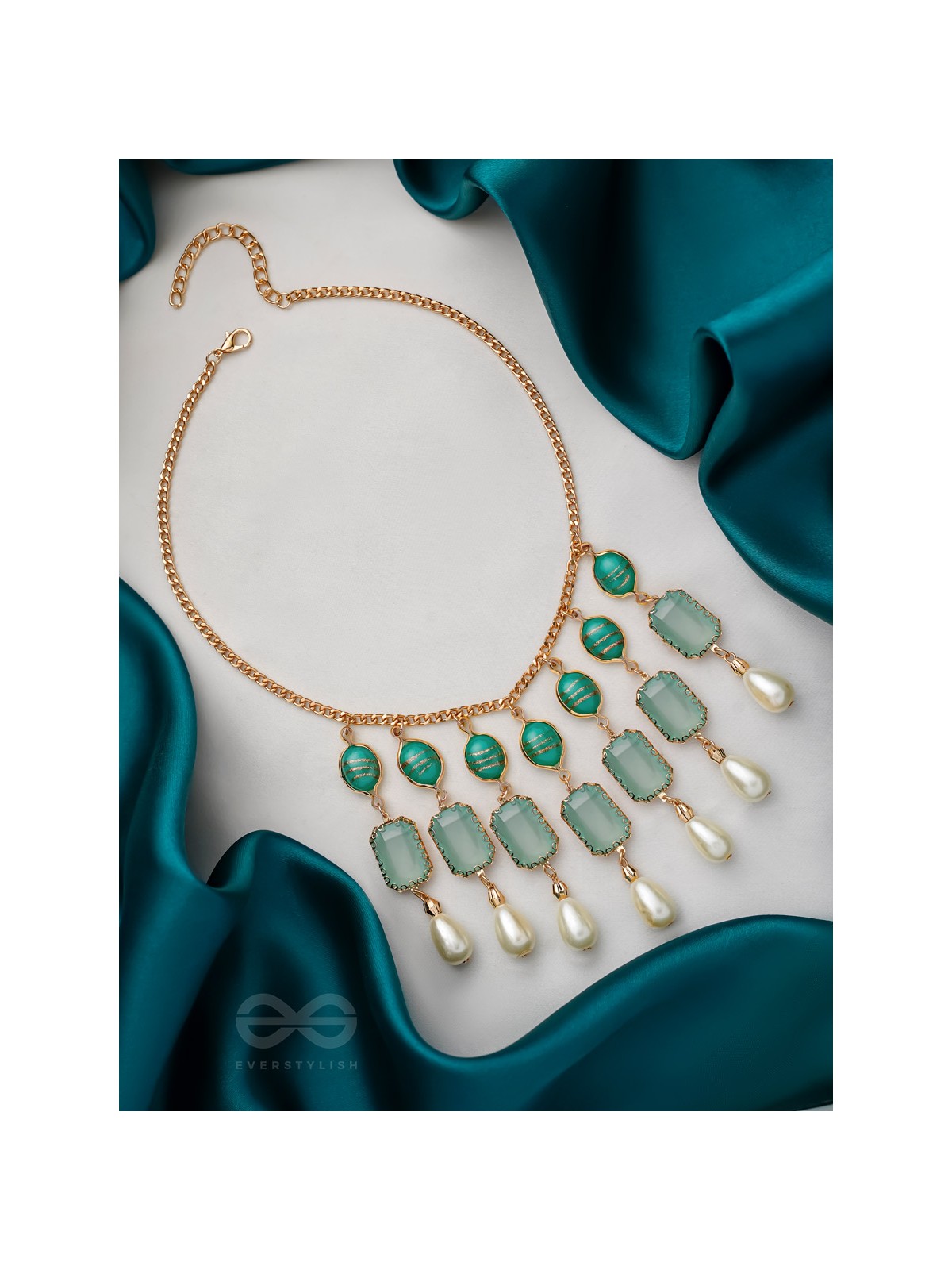 The Royal Grace- Golden Embellished Necklace With Anti-Tarnish Coating