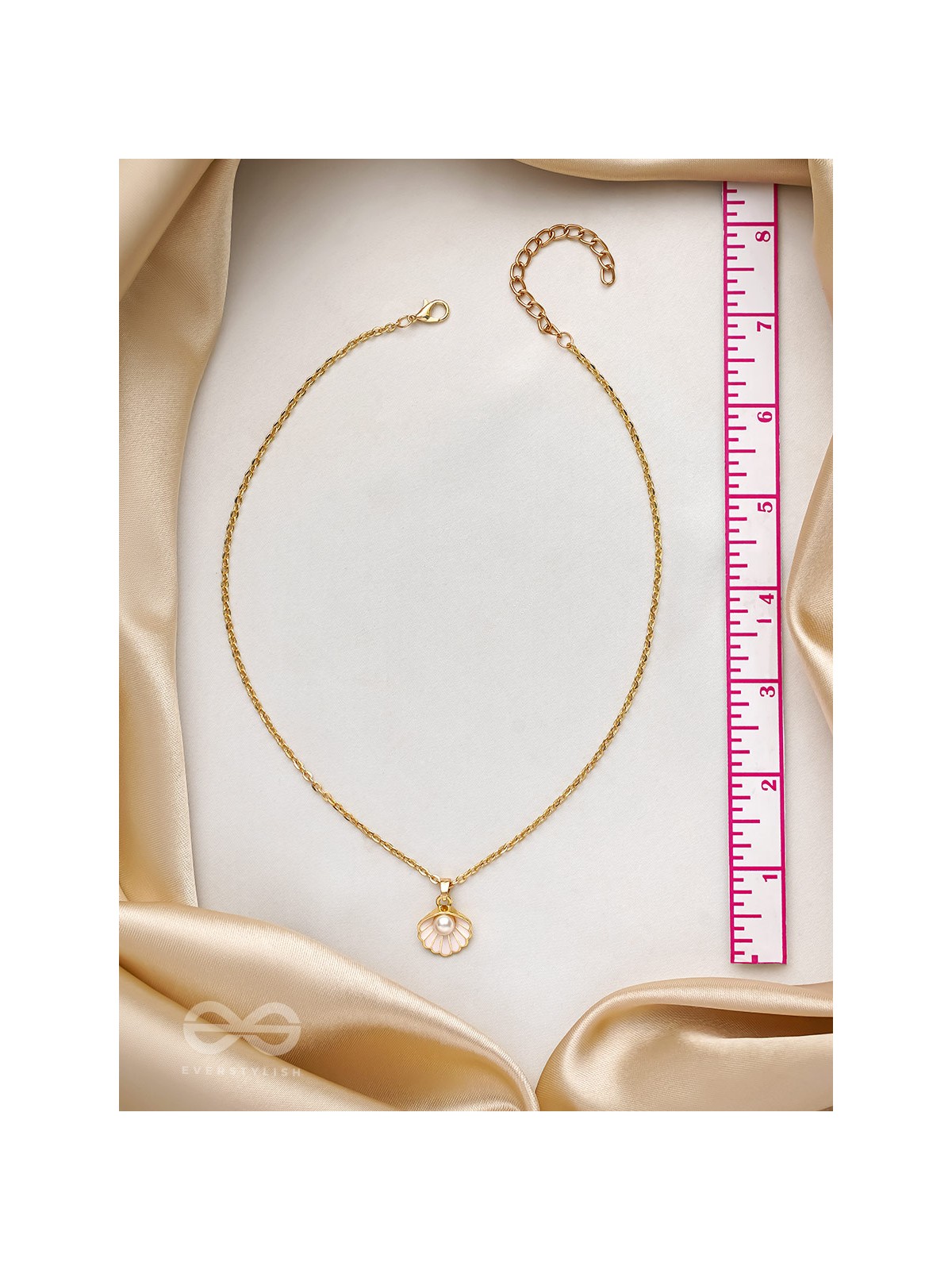 The Shell Stunner- Golden Embellished Necklace With Anti-Tarnish Coating 