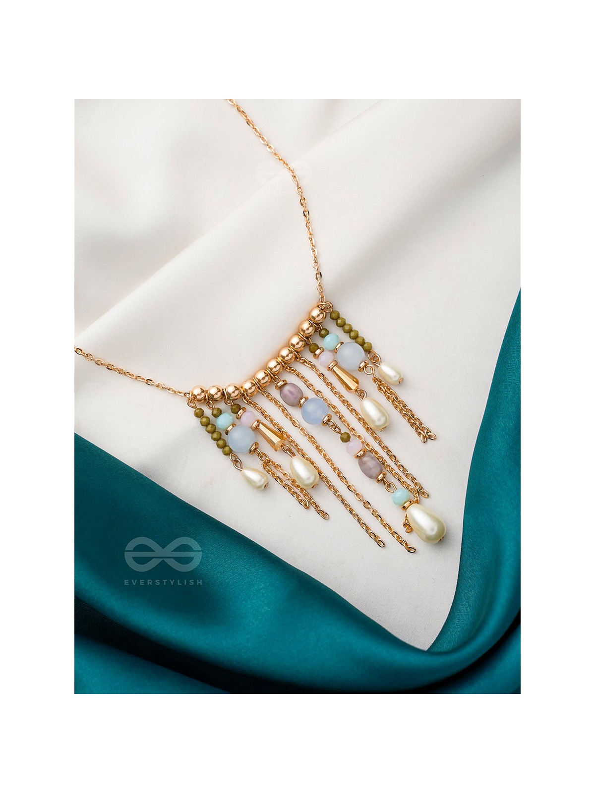 The Scotch Mist- Golden Embellished Necklace With Anti-Tarnish Coating