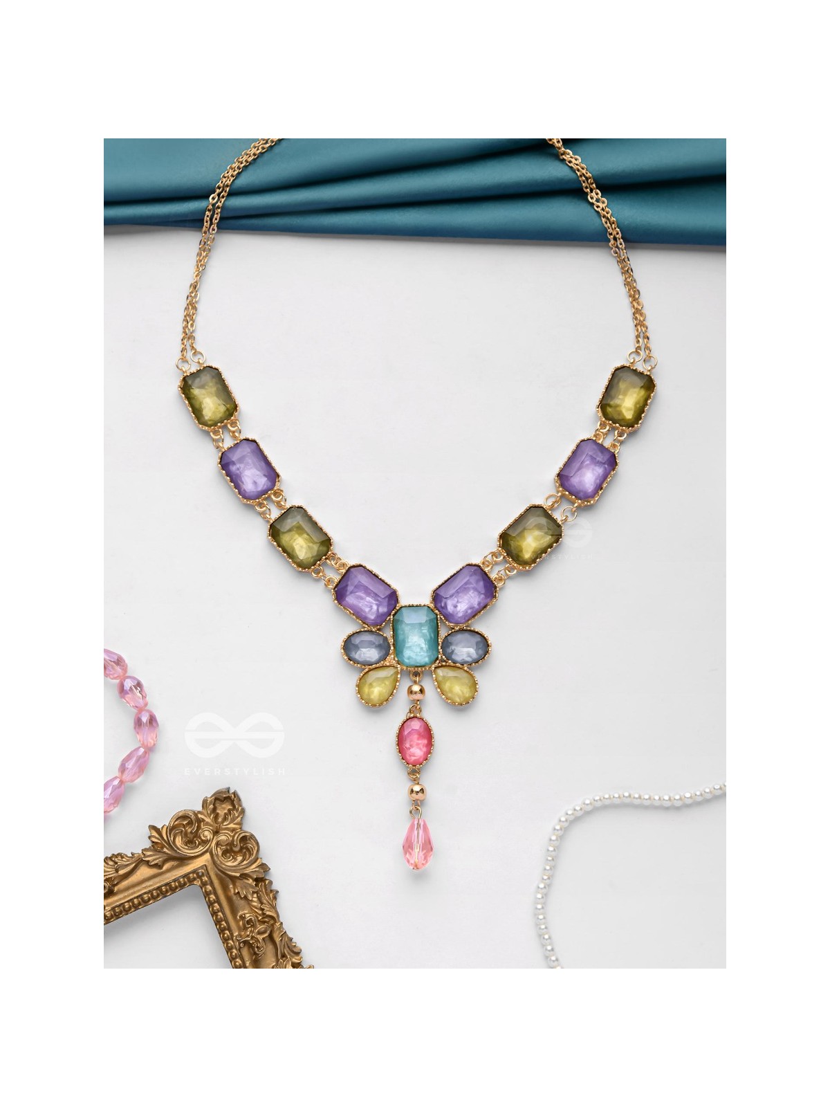 The Royal Geometry - Statement Embellished Necklace