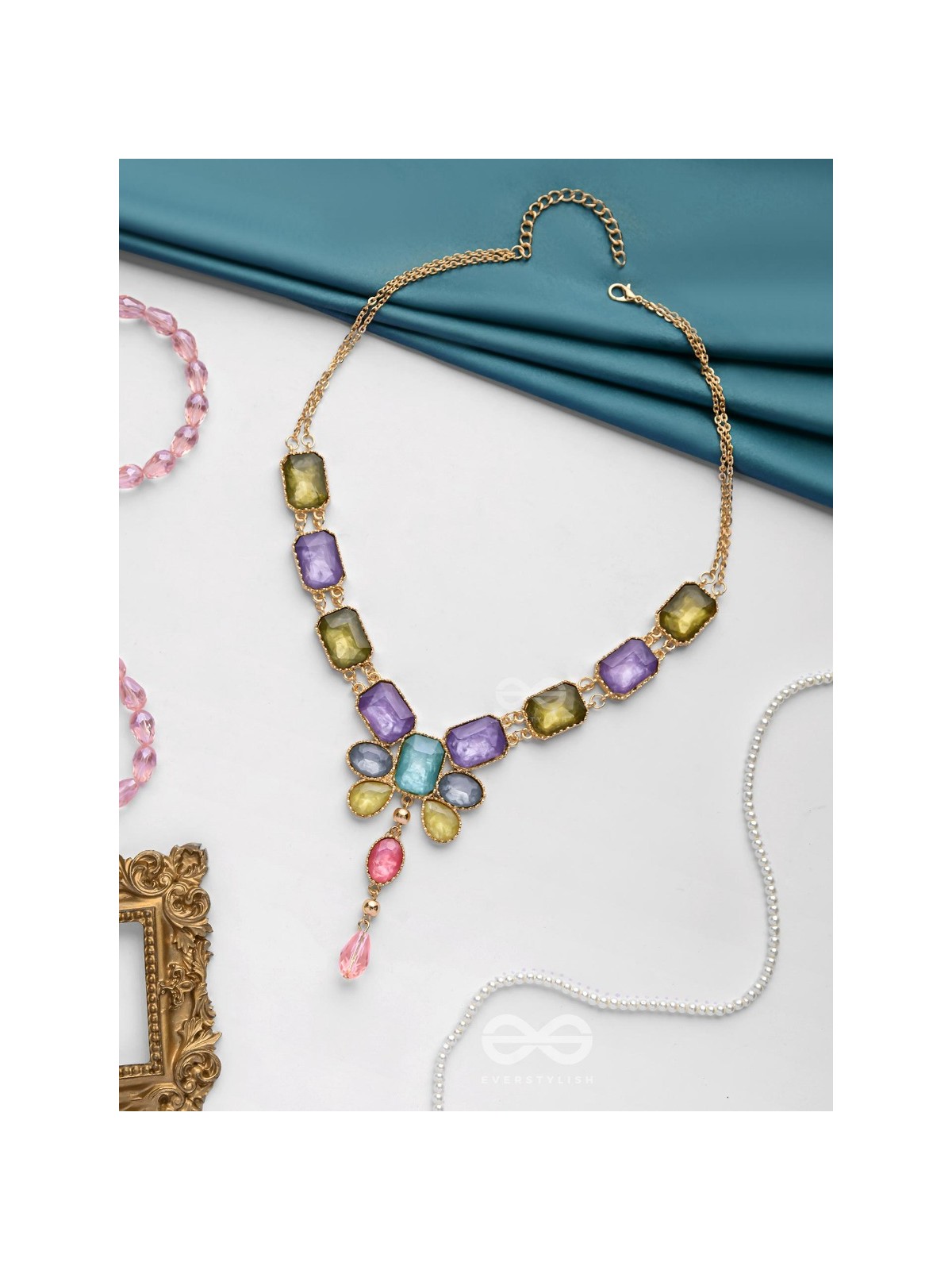 The Royal Geometry - Statement Embellished Necklace
