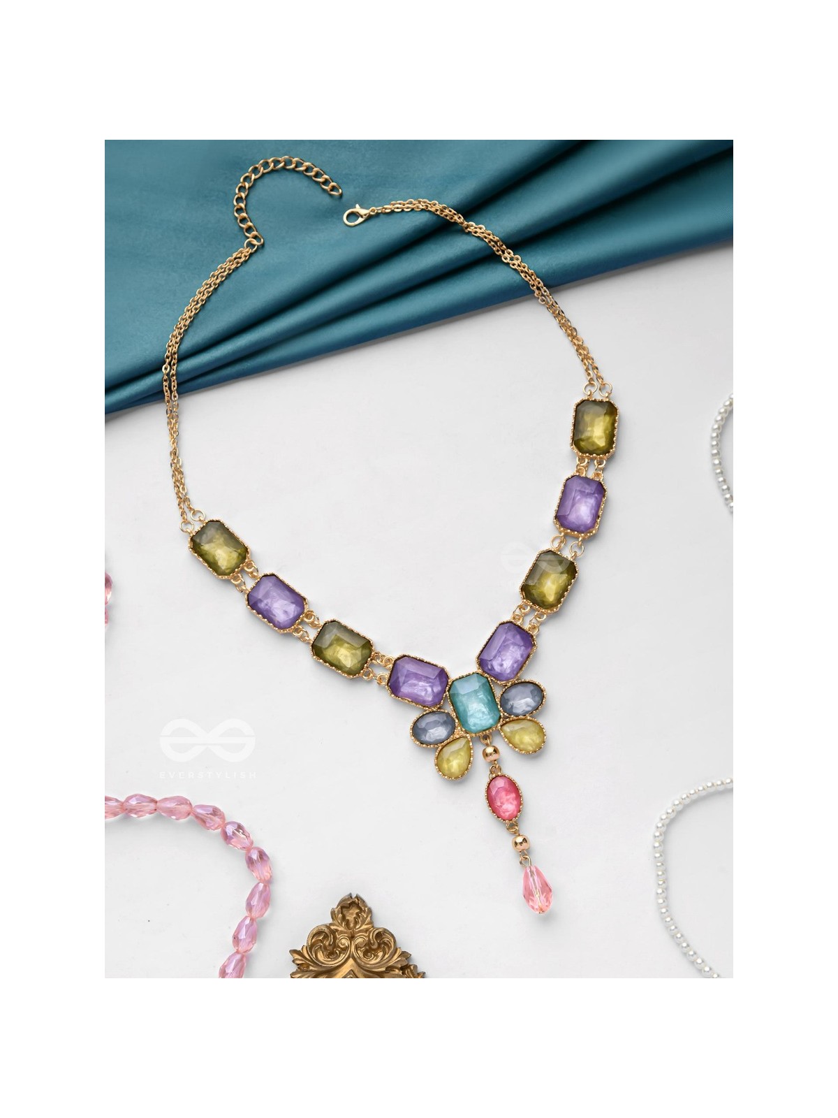 The Royal Geometry - Statement Embellished Necklace