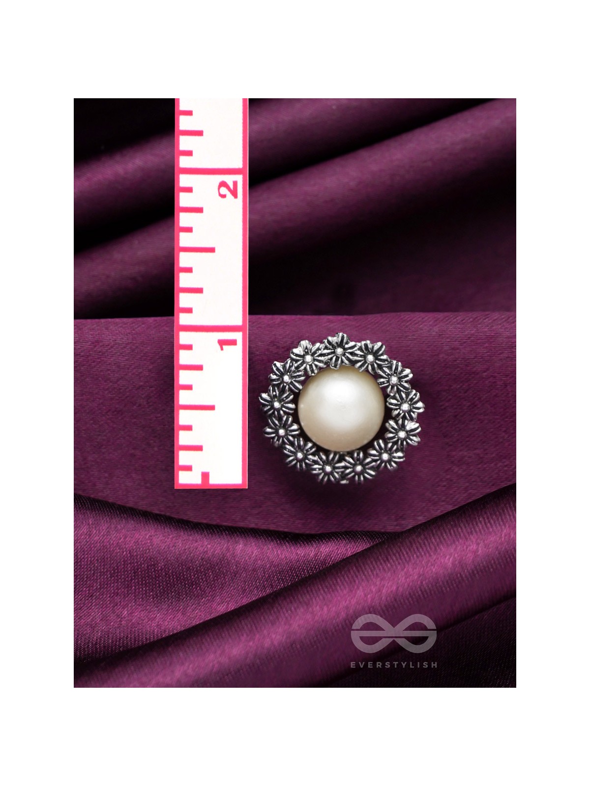 The Snowy Wreath- Oxidised Pearl Stud Earrings