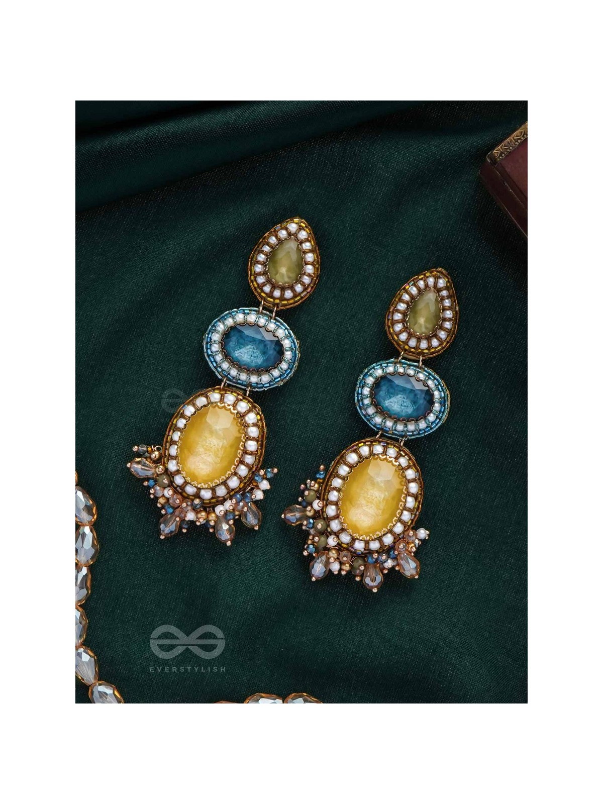 Sulokaneeya - Admirable Beauty - Stones, Glass Drops And Beads Hand Embroidered Earrings