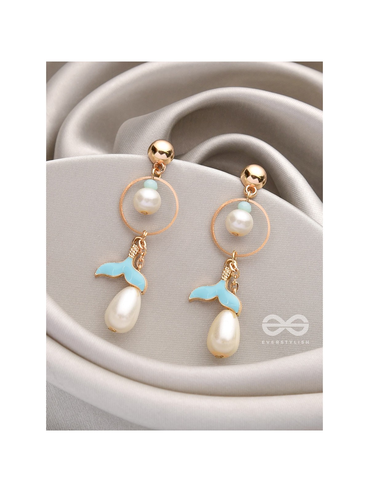 The Minty Mermaid- Golden Pearl Earrings
